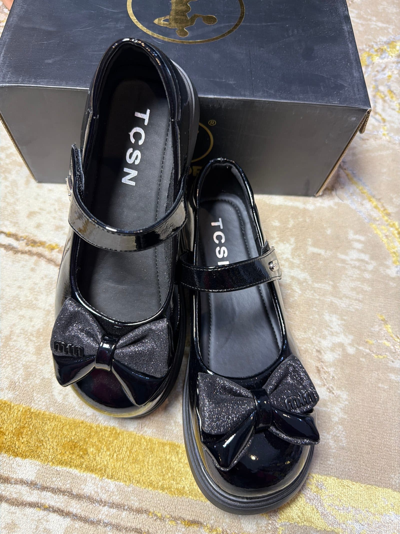 BLACK SCHOOL SHOES C301